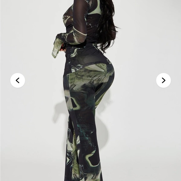 Sheer Button-Up Top and Pants Set Green and Black - Never Worn - Picture 2 of 2